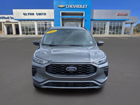 Used 2023 Ford Escape ST-Line w/ Tech Pack #1 image 2
