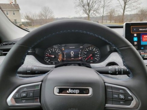Used 2022 Jeep Compass Latitude w/ Convenience Group image 22