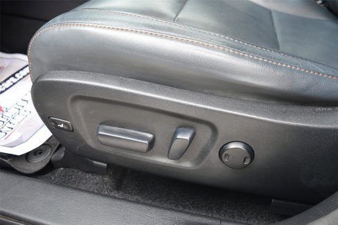 Used 2015 Toyota Highlander XLE image 16