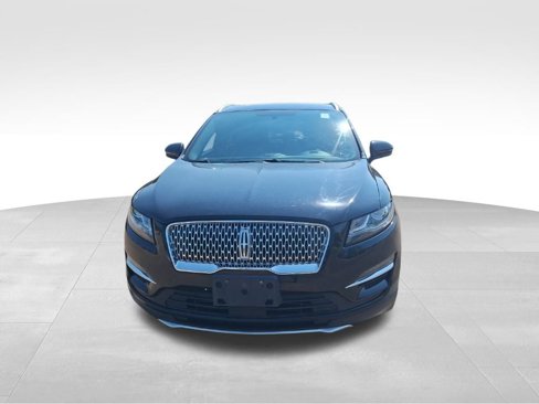 Used 2019 Lincoln MKC Reserve image 3