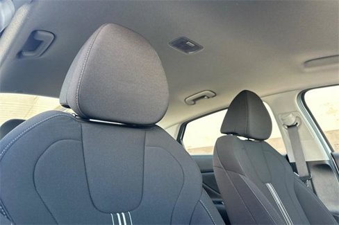 Certified 2024 Hyundai Elantra SEL image 17