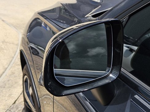 New 2025 Volvo XC60 B5 Ultra w/ Protection Package Premier image 10