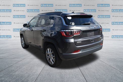 Used 2022 Jeep Compass Latitude image 14