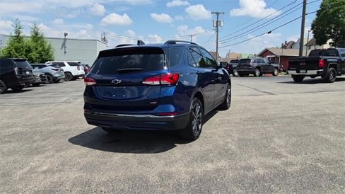 Used 2022 Chevrolet Equinox RS w/ LPO, Floor Liner Package image 9