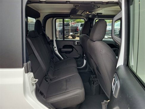 Used 2023 Jeep Gladiator Sport image 25