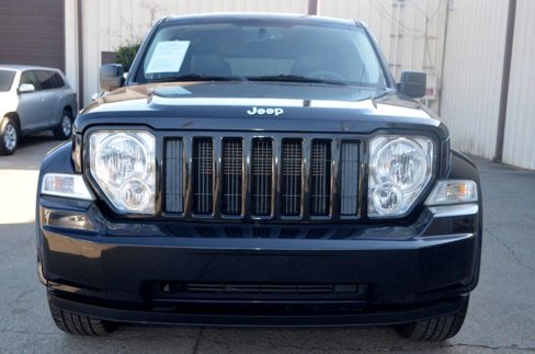 Used 2012 Jeep Liberty Sport image 14