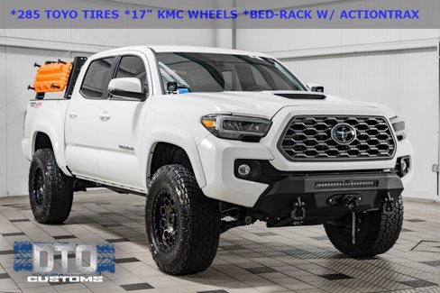 Used 2023 Toyota Tacoma TRD Sport image 1