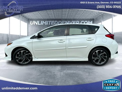 Used 2017 Toyota Corolla iM image 7