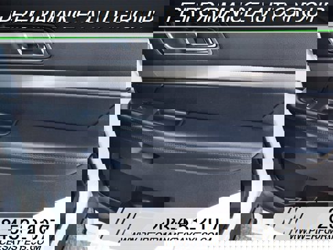 Used 2018 Ford Explorer XLT image 11