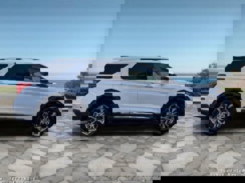 Used 2021 Ford Explorer Limited image 15