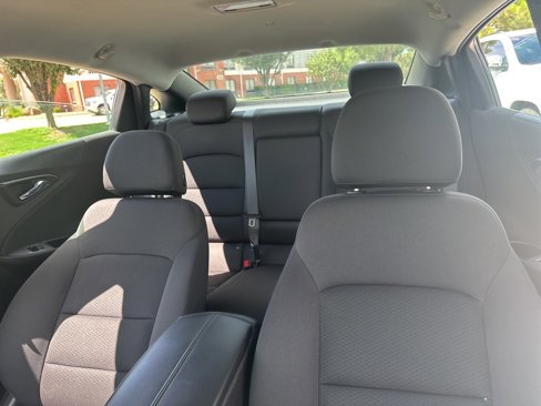 Used 2023 Chevrolet Malibu LT image 12