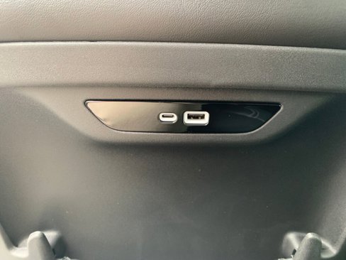 New 2025 Chrysler Pacifica Select image 27
