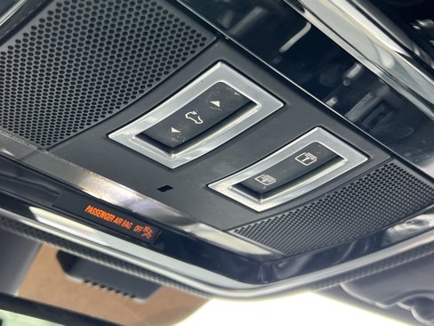 Used 2015 Land Rover Range Rover Long Wheelbase Autobiography image 30
