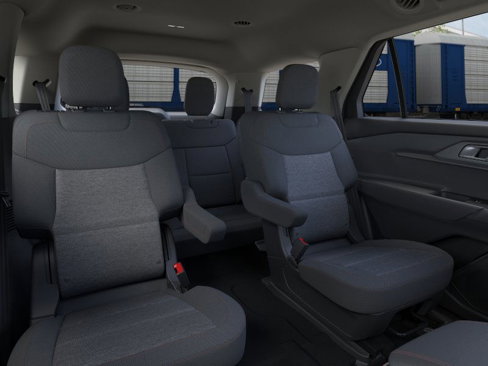 New 2025 Ford Explorer Active image 11