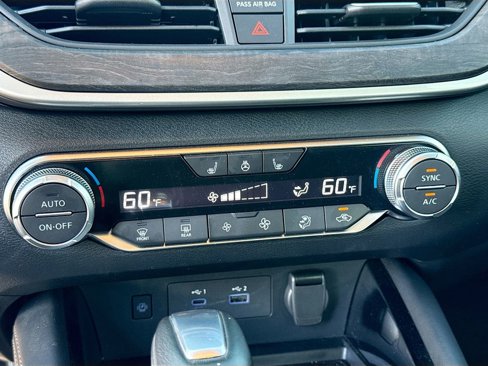 Used 2025 Nissan Altima 2.5 SL image 16