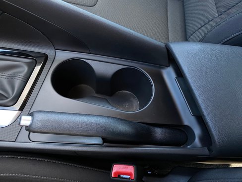 Used 2025 Hyundai Elantra SE w/ Cargo Package image 18