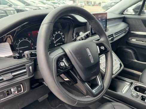 Used 2022 Lincoln Corsair AWD image 15