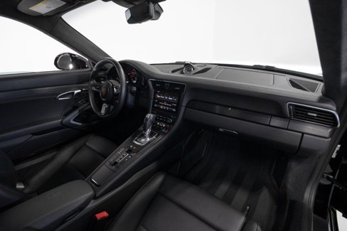 Used 2018 Porsche 911 Carrera 4 GTS image 47
