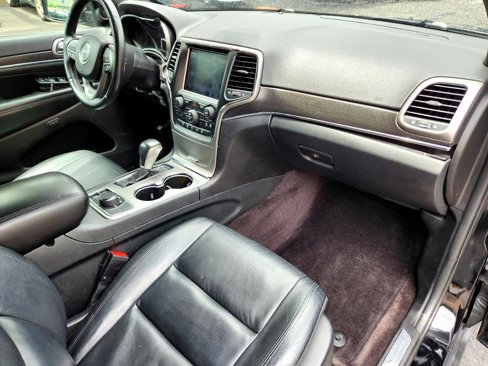 Used 2018 Jeep Grand Cherokee Limited image 17