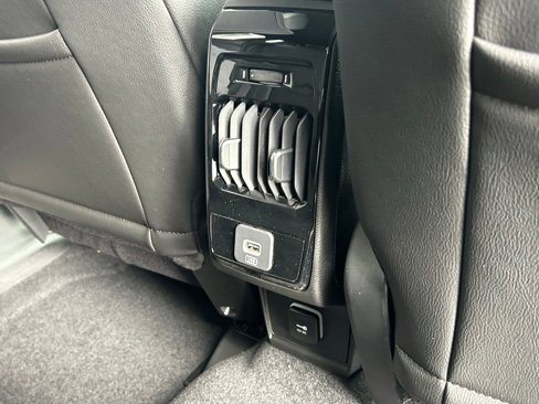 New 2025 Jeep Compass Latitude w/ Altitude Special Edition image 30