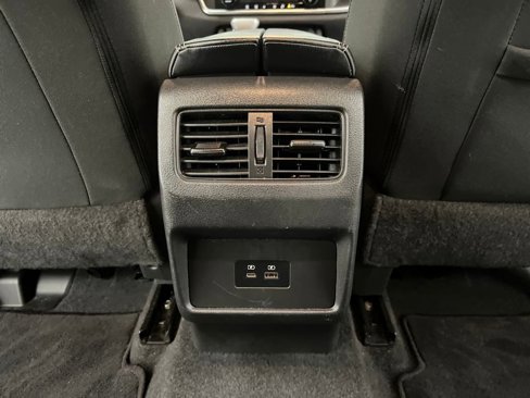 Used 2023 Nissan Rogue SV image 21