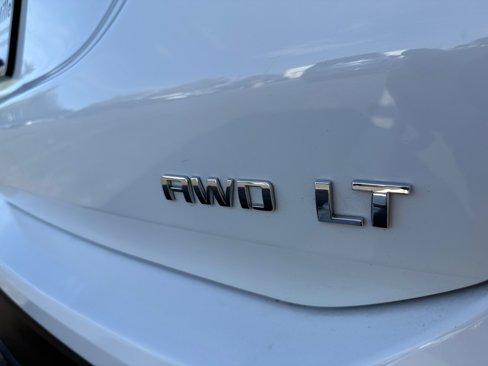 Used 2023 Chevrolet Equinox LT w/ LPO, Floor Liner Package image 20
