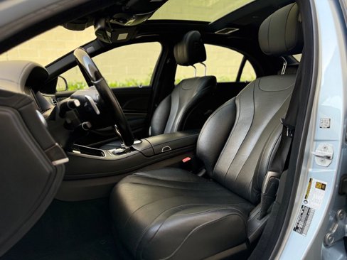 Used 2016 Mercedes-Benz S 550 Sedan image 17