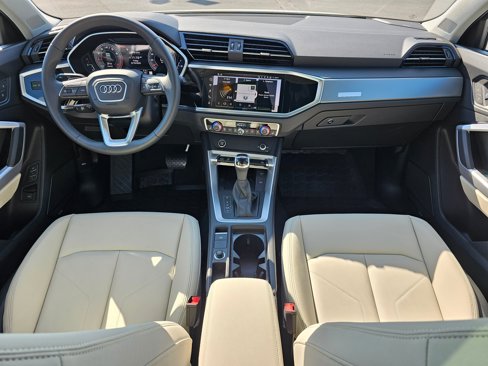Used 2025 Audi Q3 2.0T Premium Plus image 10