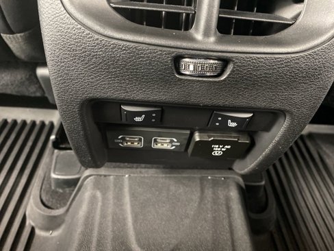 Used 2022 Jeep Cherokee Limited w/ Elite Package image 13