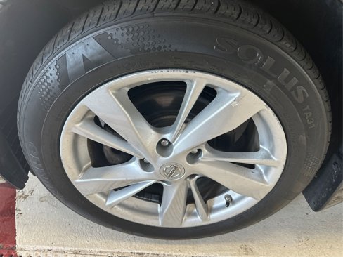 Used 2015 Nissan Altima 2.5 SV image 13