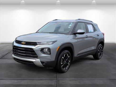 Used 2023 Chevrolet TrailBlazer LT w/ Convenience Package image 4