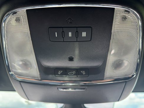 Used 2021 Jeep Grand Cherokee Laredo X image 23