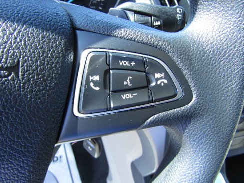 Used 2017 Ford Escape SE w/ SE Cold Weather Package image 20