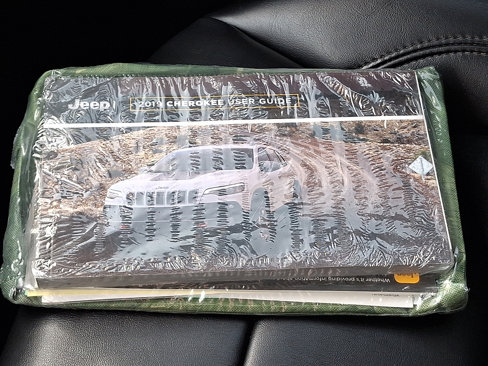 Certified 2019 Jeep Cherokee Latitude Plus image 26