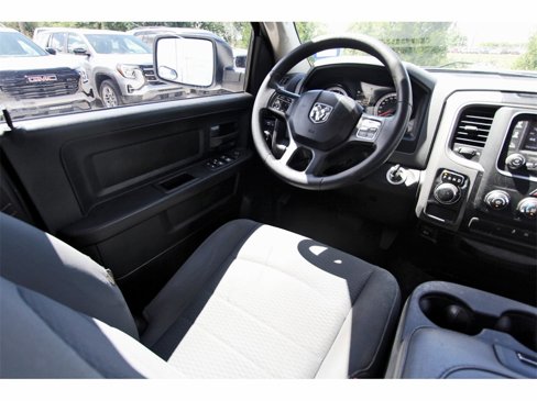 Used 2017 RAM 1500 Express image 10