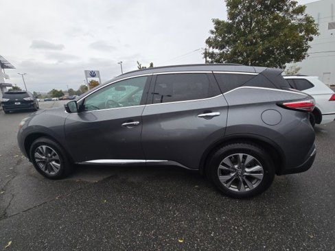 Used 2018 Nissan Murano SV image 7