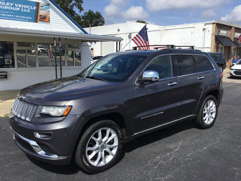 Used 2014 Jeep Grand Cherokee Summit image 2