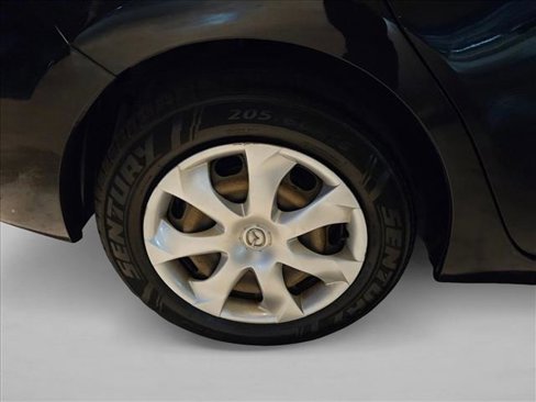 Used 2018 MAZDA MAZDA3 Sport image 23