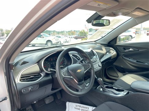 Used 2020 Chevrolet Malibu LS image 13