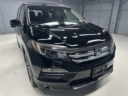 Used 2016 Honda Pilot Touring image 14