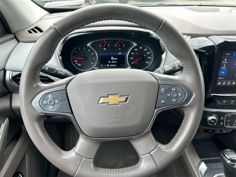 Used 2020 Chevrolet Traverse LT image 21