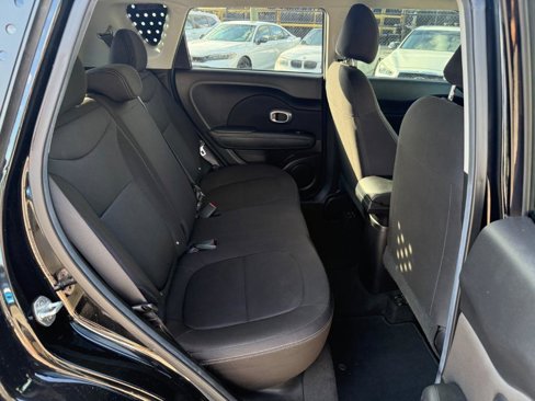 Used 2017 Kia Soul image 14