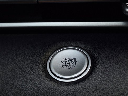 Used 2021 Hyundai Elantra SEL w/ Convenience Package image 19