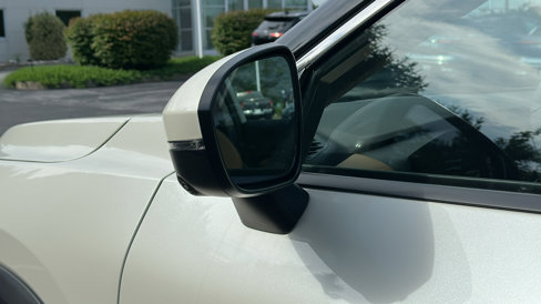 Used 2023 Nissan Rogue Platinum w/ Platinum Premium Package image 10
