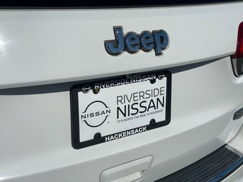Used 2017 Jeep Grand Cherokee Summit image 29