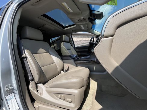 Used 2018 Chevrolet Tahoe LT image 10