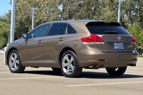 Used 2011 Toyota Venza AWD image 6