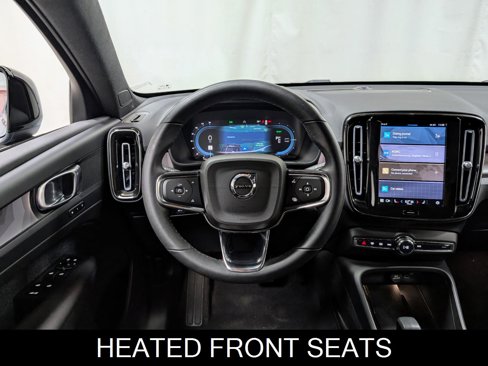 Used 2023 Volvo C40 P8 Recharge Plus image 2
