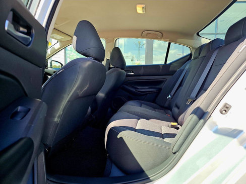 Used 2021 Nissan Altima 2.5 S image 9