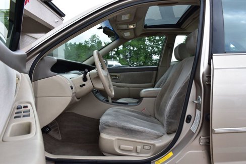 Used 2001 Toyota Avalon image 12